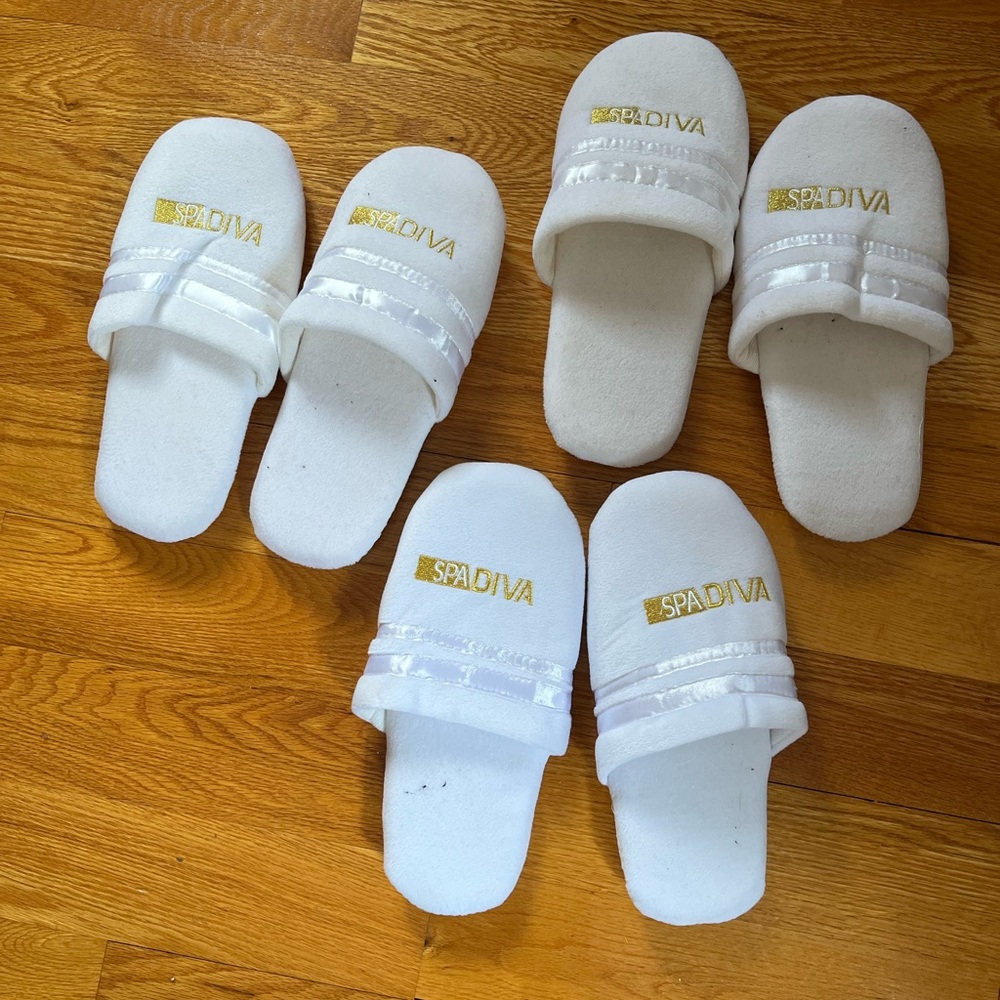3 pairs of White Plush Open Toe Slippers for Indoor Comfort